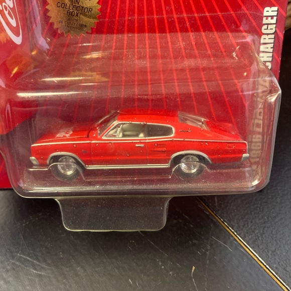 1968 Dodge Charger Johnny Lightning Coke Die-Cast Car in Original Box - Picture 4 of 5